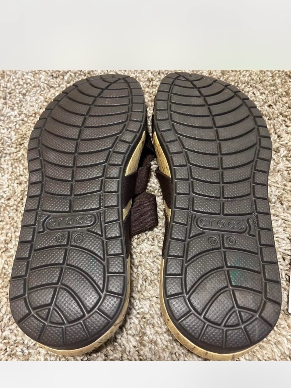CROCS Edie Stretch Sandal Brown NWT women’s size 6 - Picture 5 of 8